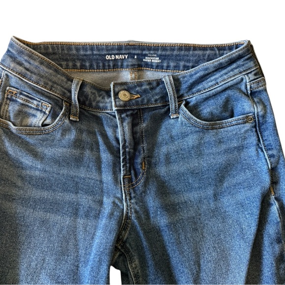 Old Navy Jeans. Mid rise Rockstar Super Skinny. Size 2 - Picture 4 of 5